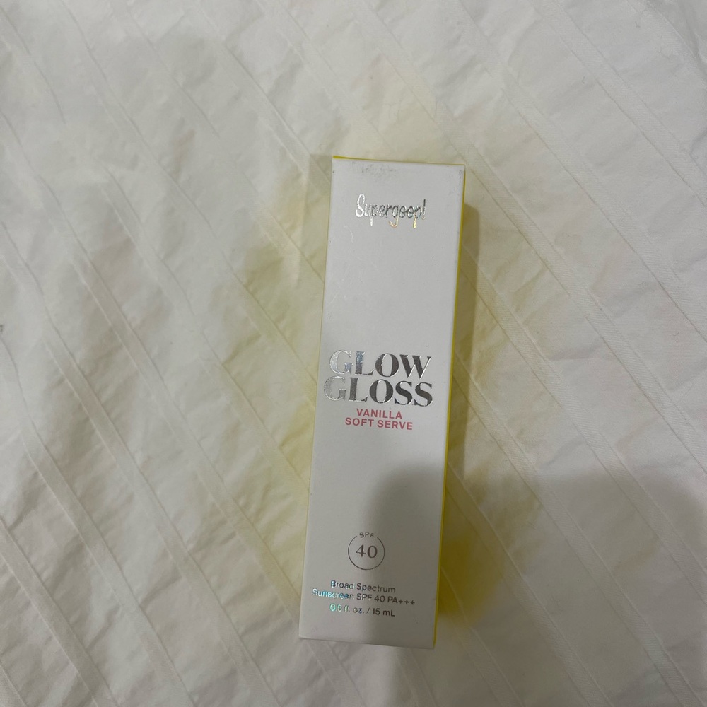 Supergoop! Glow Gloss Vanilla Soft Serve - Cream